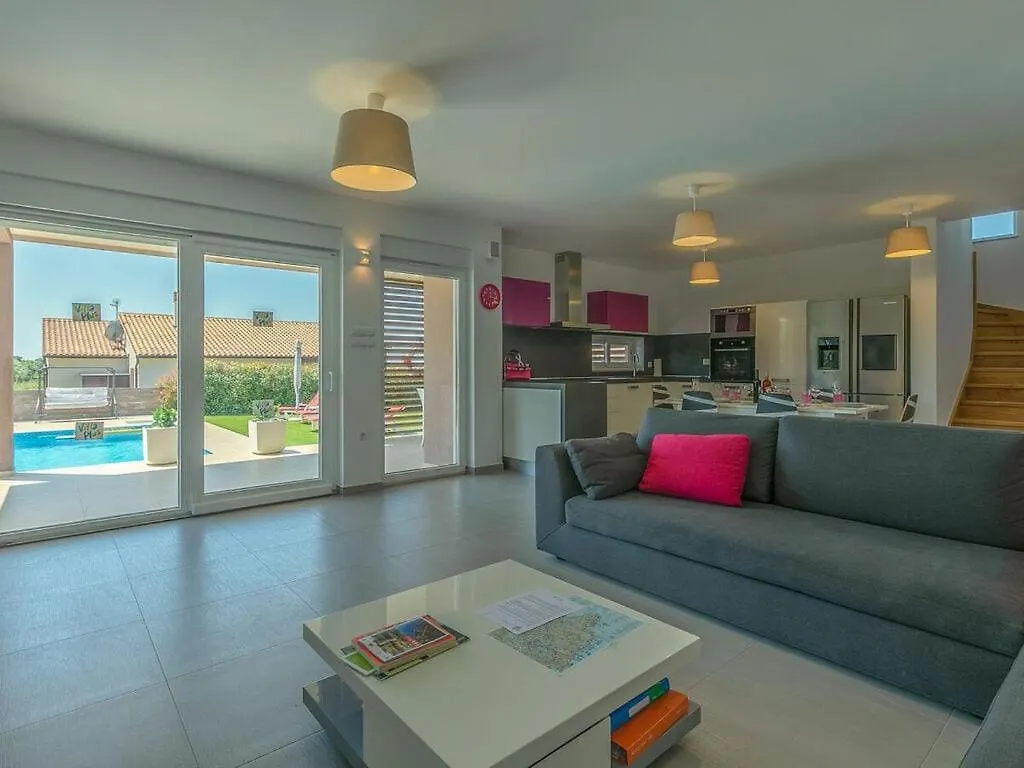 Stefanja Modern Retreat Villa Galižana